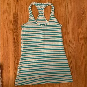 Lululemon tank top